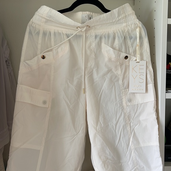 🍦NWT🍦 Athleta x Alicia Keys Utility Pants Sz 8 - Picture 3 of 7